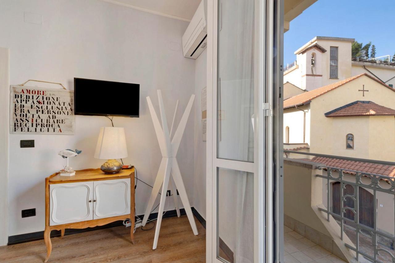 4 Passi Mare Apartment Finale Ligure Luaran gambar